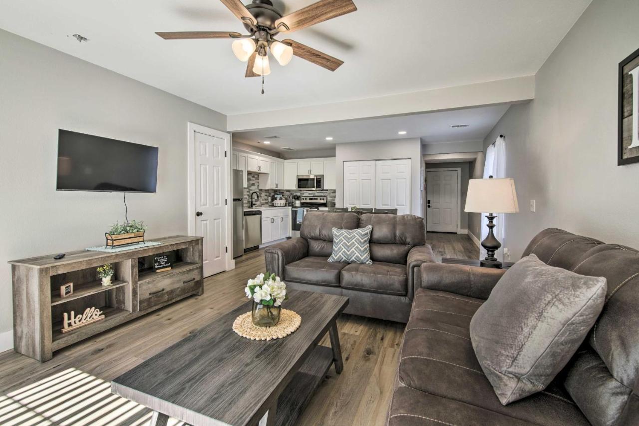 Kimberling City Chic Townhome About 6 Mi To Talking Rocks Cavern! المظهر الخارجي الصورة