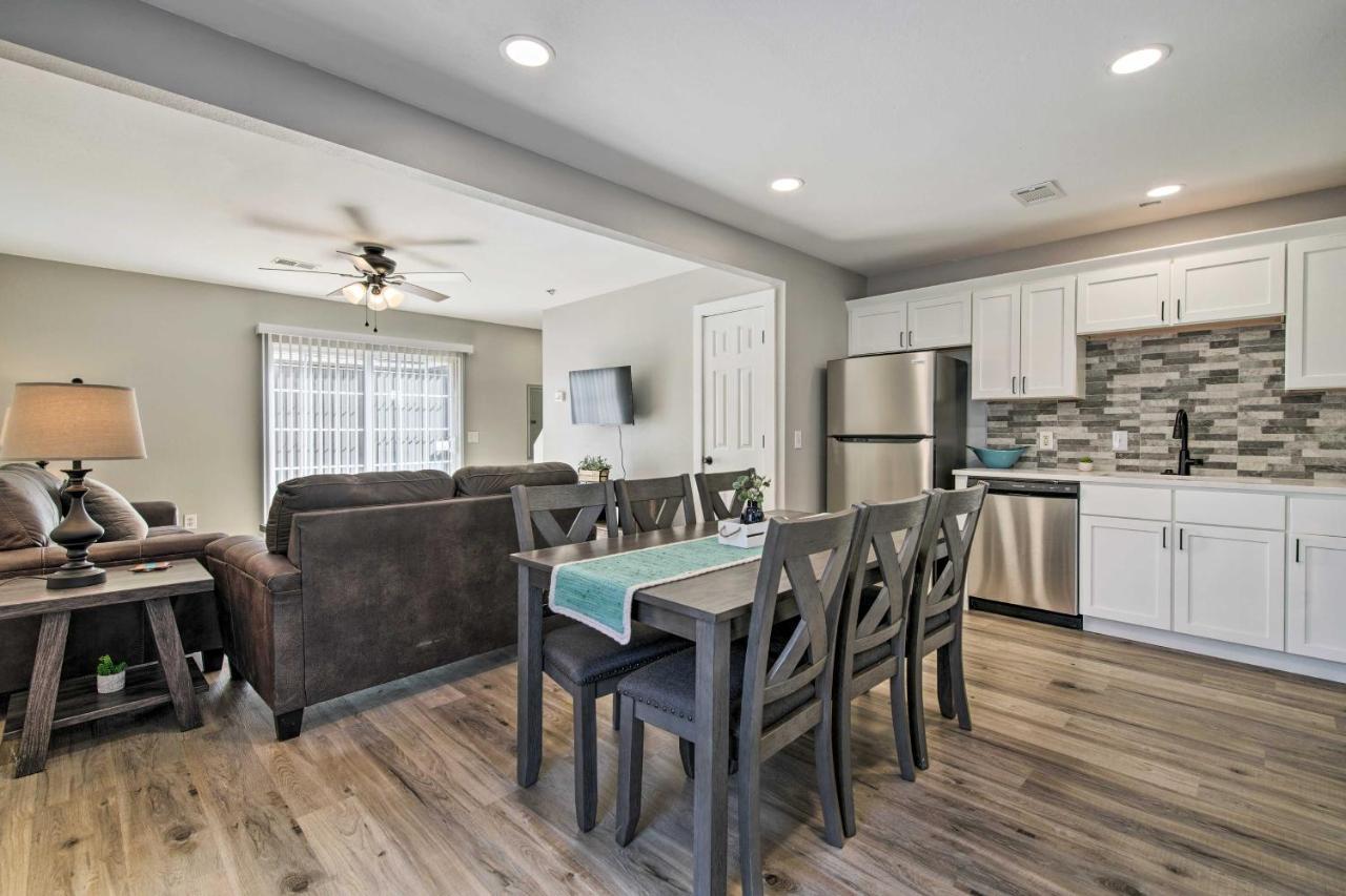 Kimberling City Chic Townhome About 6 Mi To Talking Rocks Cavern! المظهر الخارجي الصورة