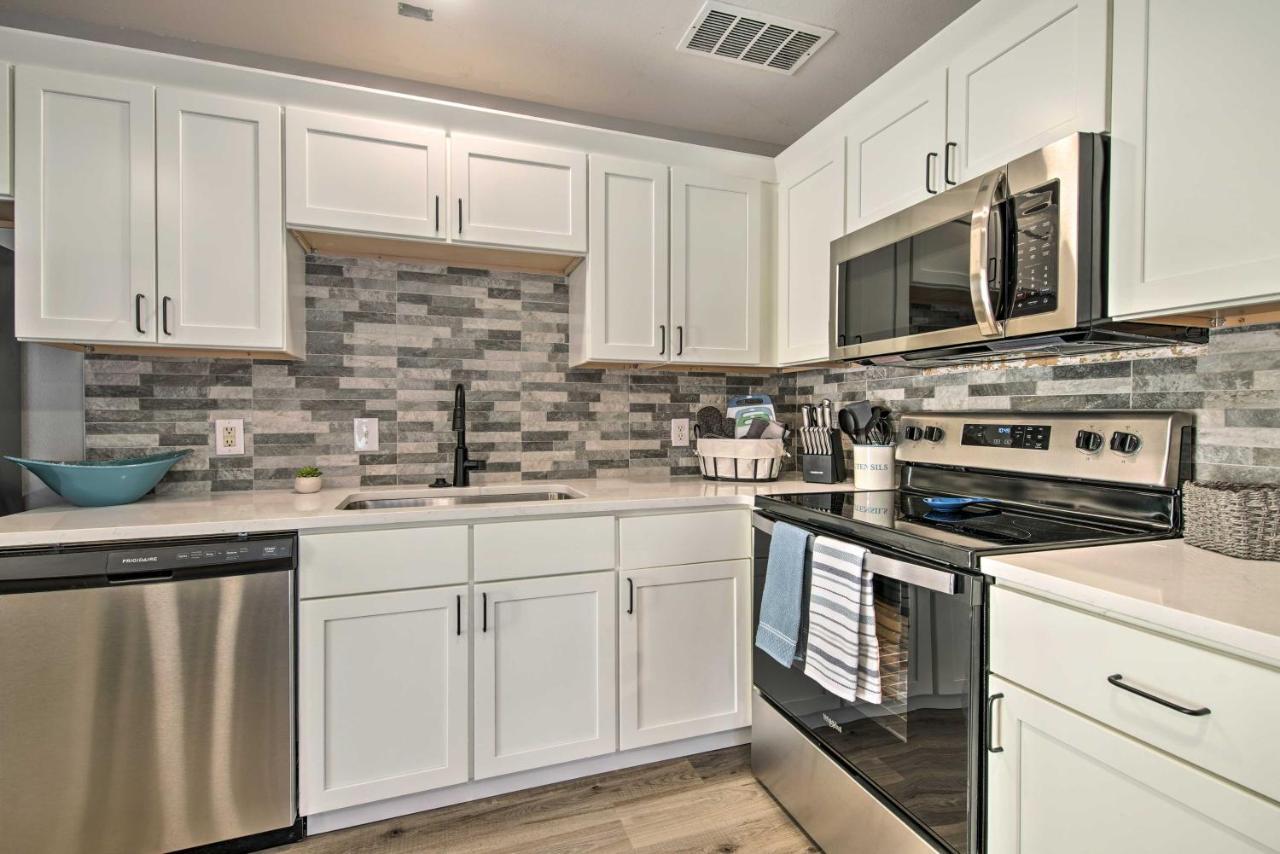 Kimberling City Chic Townhome About 6 Mi To Talking Rocks Cavern! المظهر الخارجي الصورة